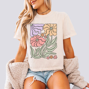Retro floral Boho Comfort Colors Crop Top