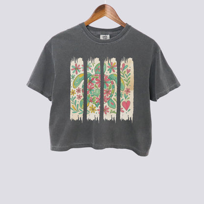 Floral Sea Turtle Brushstroke Comfort Colors Crop Top